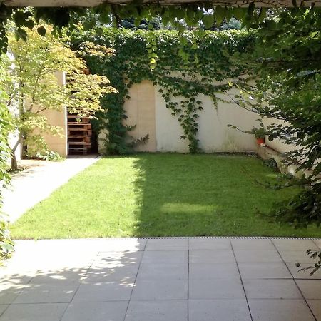 Apartment With Garden In City Center Kraków Exteriör bild